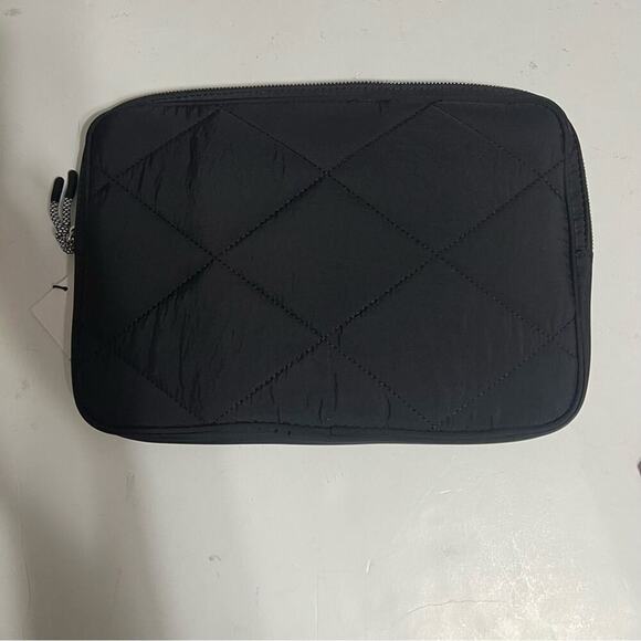 Zara Black Quilted NYLON LAPTOP CASE - Picture 6 of 11